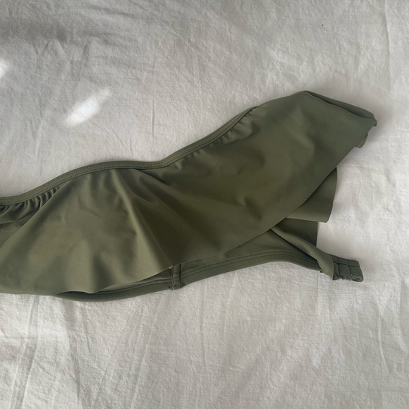 Hollister Bikini Top - Picture 3 of 5